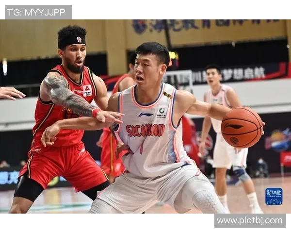 成都篮球队区域防守分析：优劣势及改进建议探讨